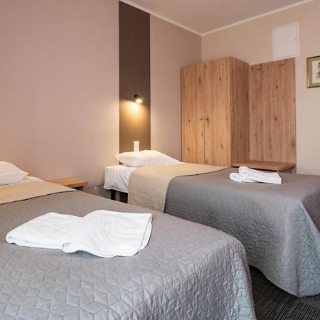 Hotel Gaja Warsaw Luaran gambar