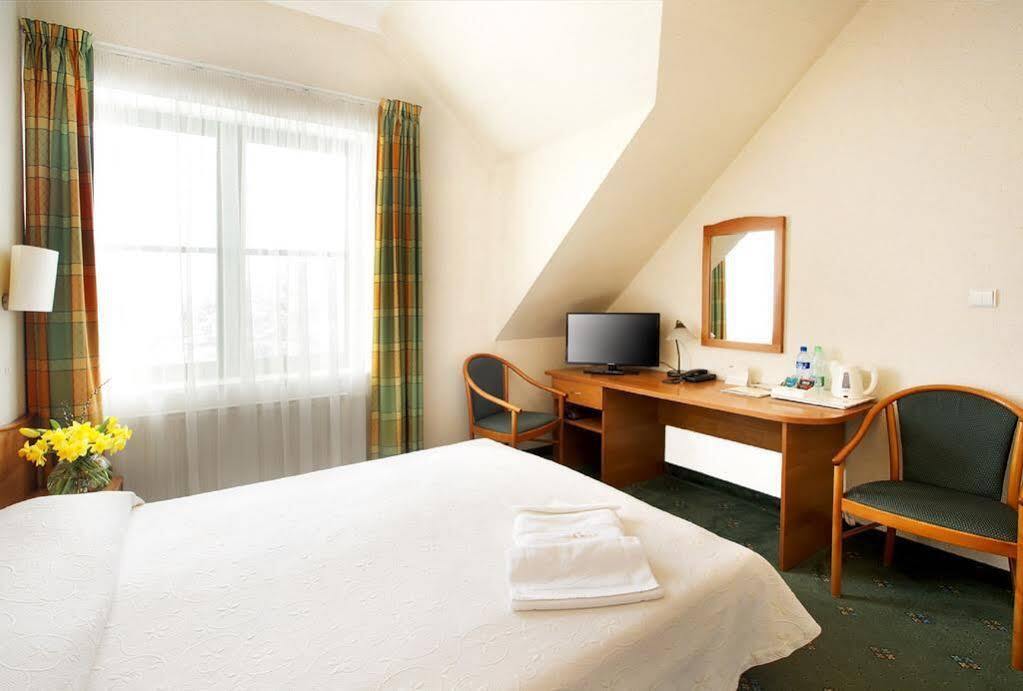 Hotel Gaja Warsaw Luaran gambar